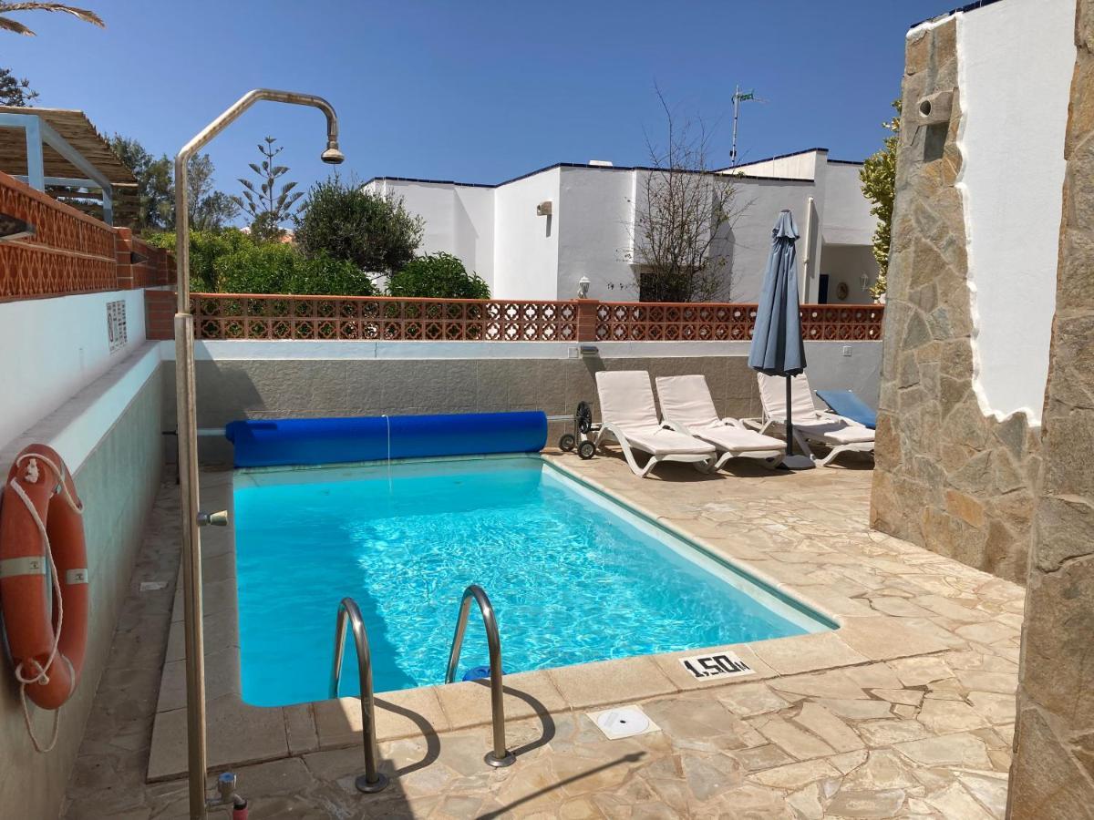 Beach House With The Heated Pool Next To Rocky Point Corralejo Kültér fotó