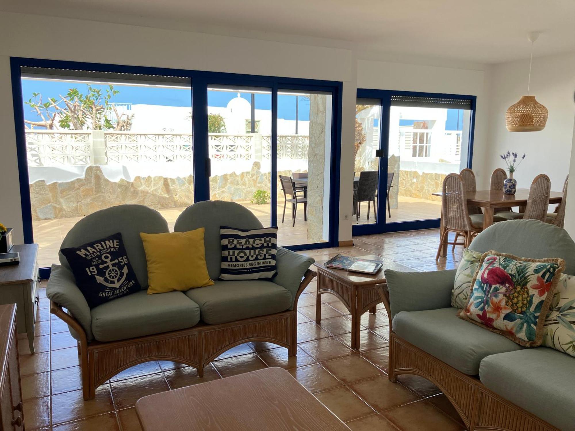 Beach House With The Heated Pool Next To Rocky Point Corralejo Kültér fotó